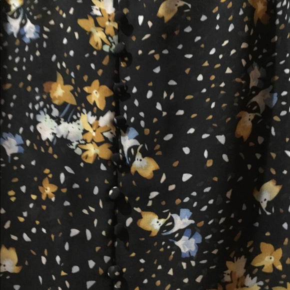 Cabi cluster cami.  #3606 Size sm - Picture 2 of 5